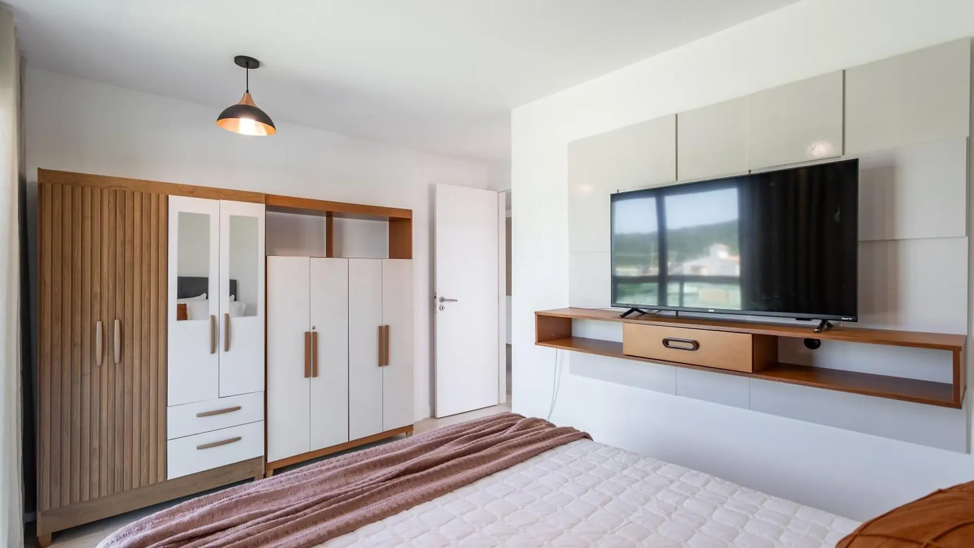 Apartment Praia dos Anjos Beach Club Condo: 2BR, Pool, 24/7 Security Arraial do Cabo