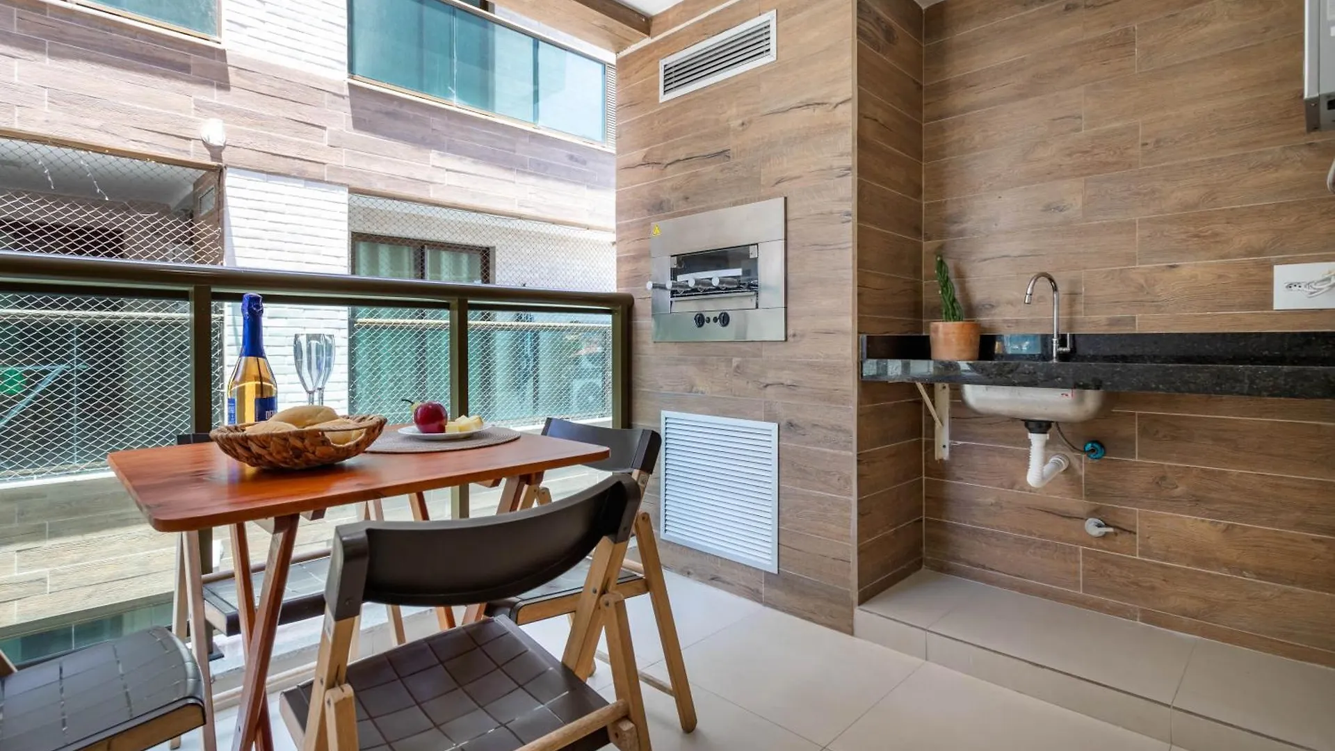 Apartment Praia dos Anjos Beach Club Condo: 2BR, Pool, 24/7 Security Arraial do Cabo