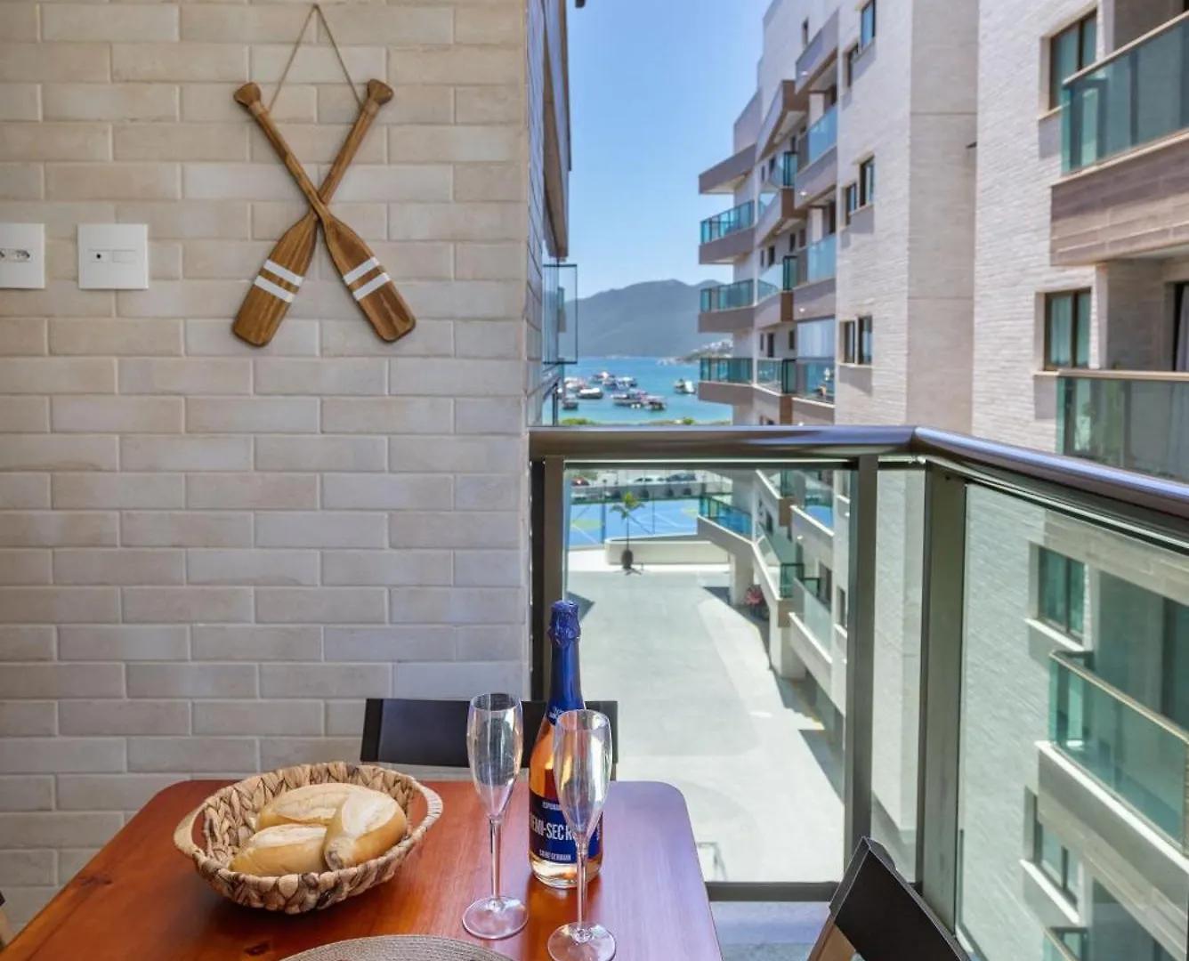 Apartment Praia dos Anjos Beach Club Condo: 2BR, Pool, 24/7 Security Arraial do Cabo
