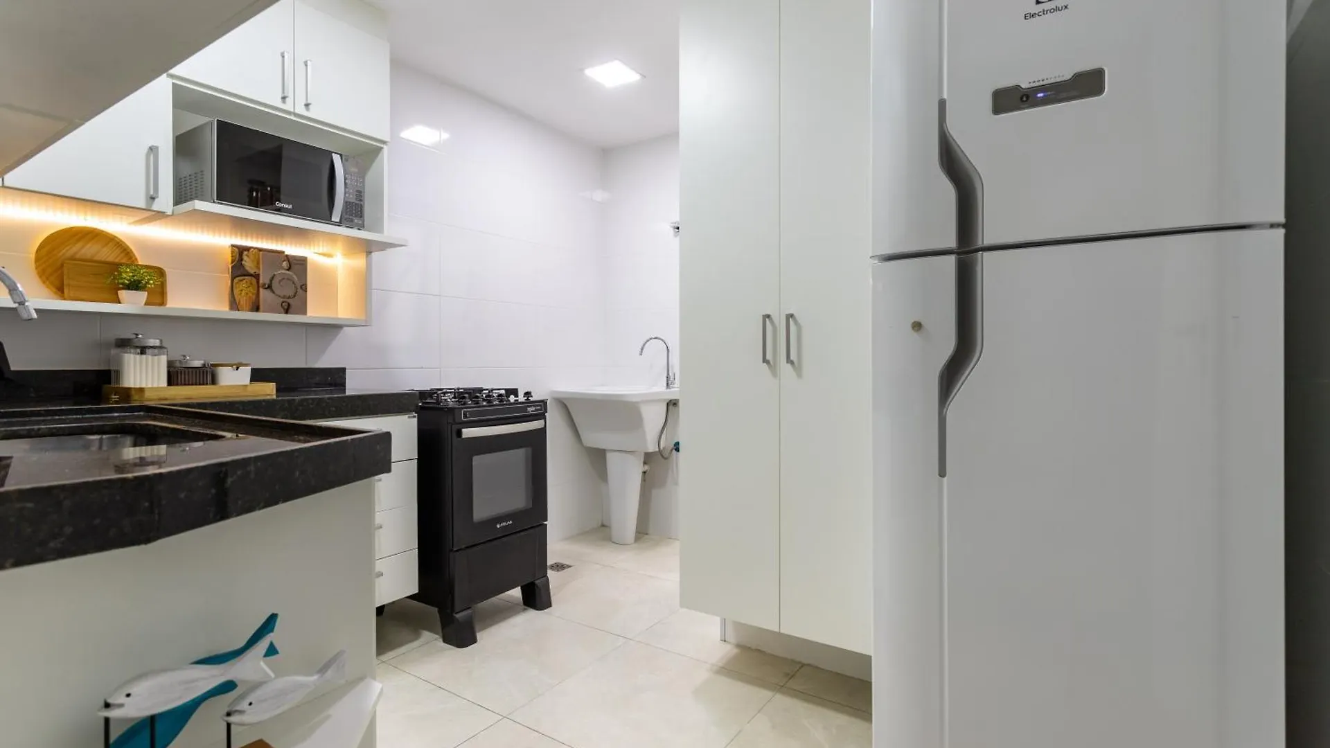 Apartment Praia dos Anjos Beach Club Condo: 2BR, Pool, 24/7 Security Arraial do Cabo