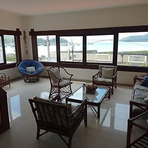 Canto Da Baleia Inn